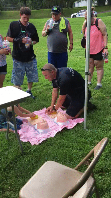 Hands Only CPR Demo